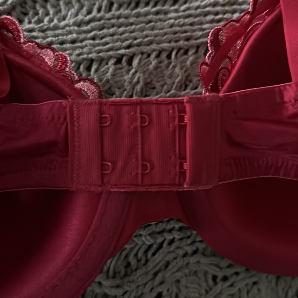 Playtex bra - 38C - Picture 6 of 7